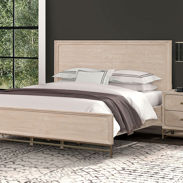 Sandnes-E.King Bed
