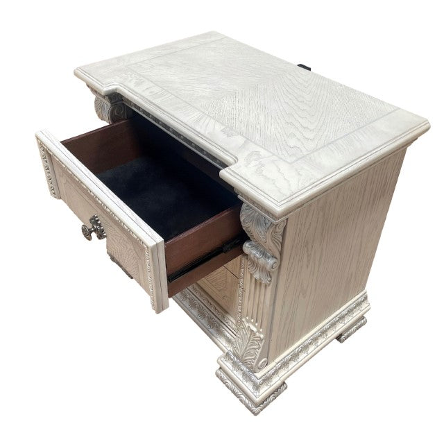 Promenade-Nightstand