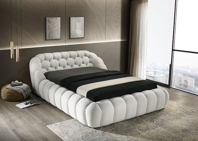 Newquay-Queen Bed