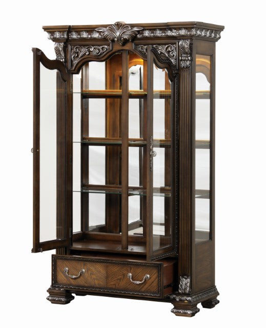 Stella Mia-Curio Cabinet