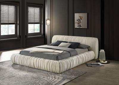 Palmdale-E.King Bed
