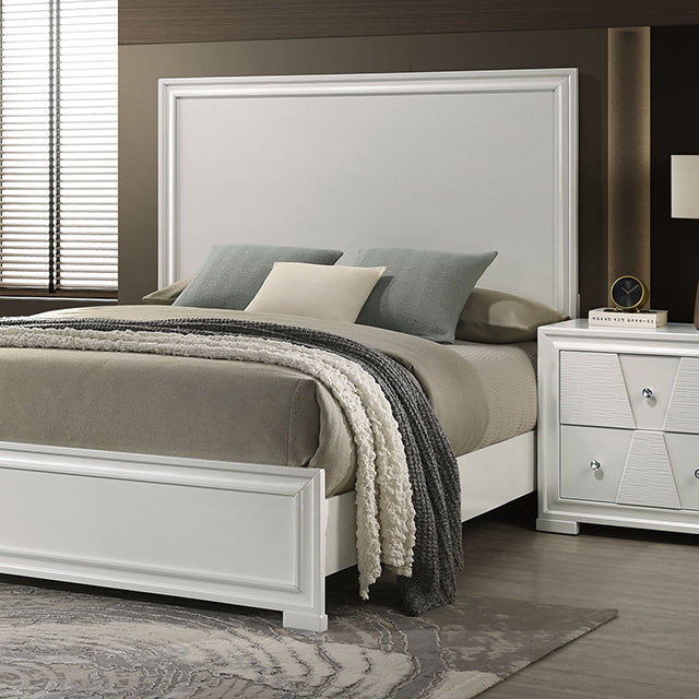 Holsted-Queen Bed
