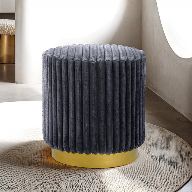Yolanda-Stool