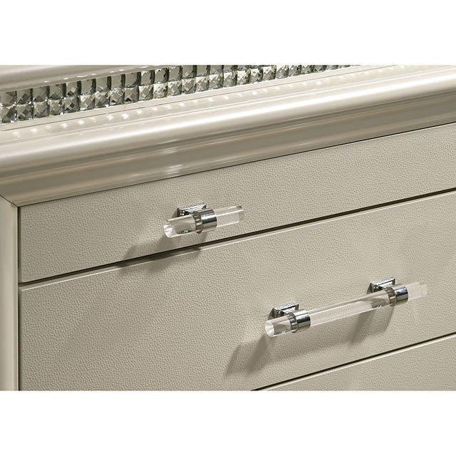 Maddie-5 Pc Queen Bedroom Set