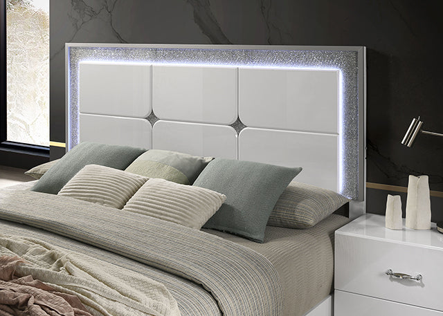 Stoholm-4 Pc Queen Bedroom Set