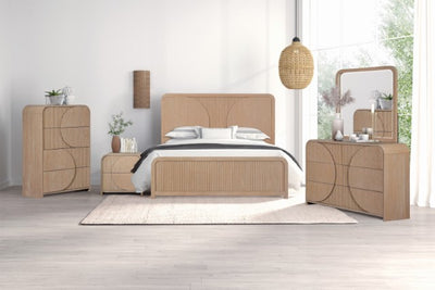 Tangentry-5 Pc Queen Bedroom Set
