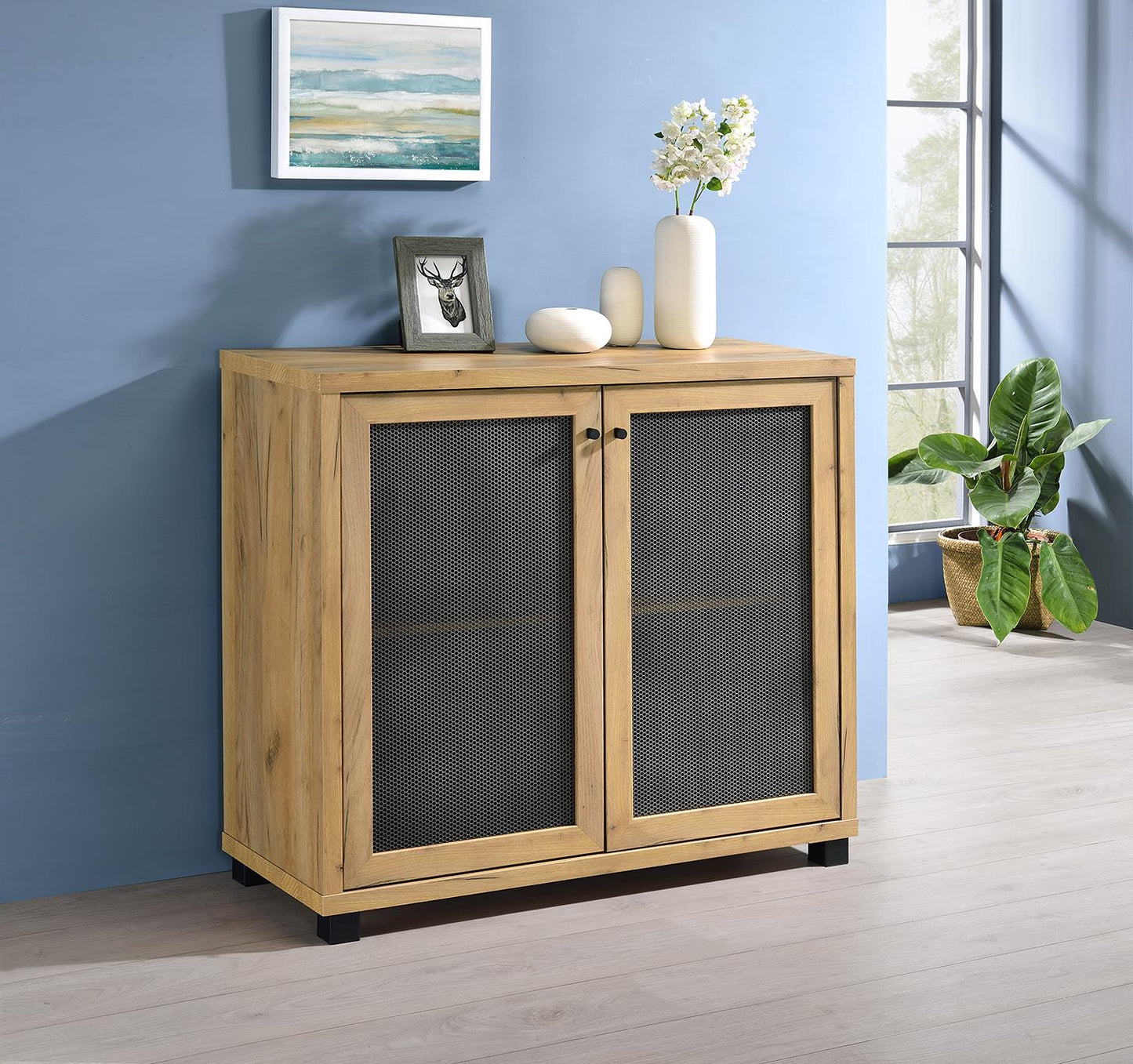 Mchale - ACCENT CABINET